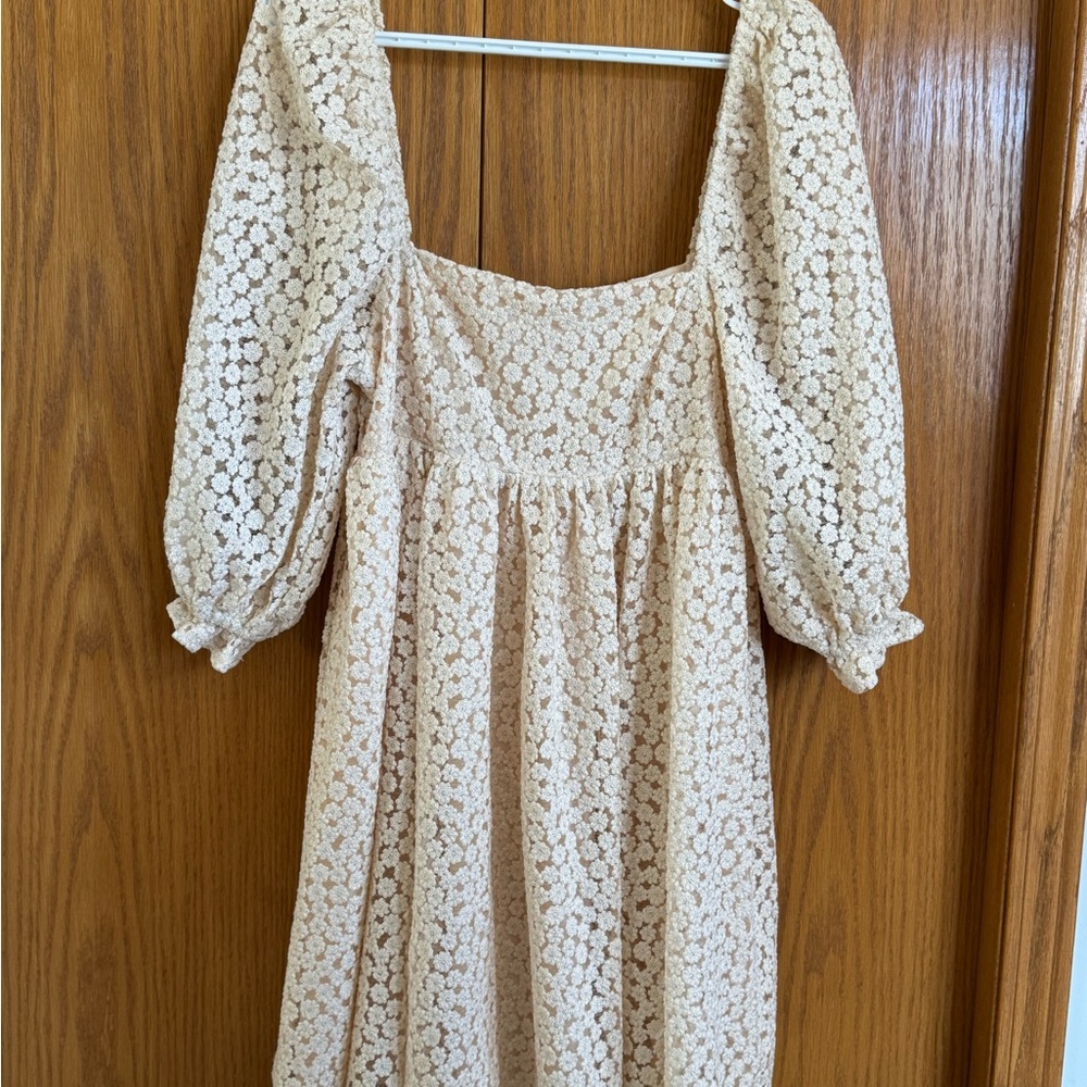 Elegant Cream Lace Dress